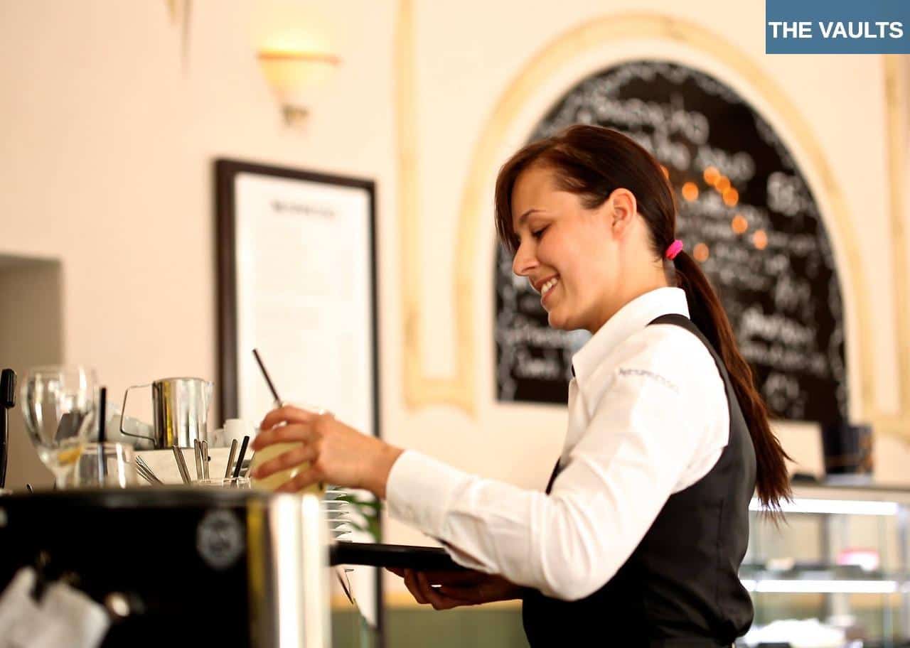 waitress, the waiter, restaurant