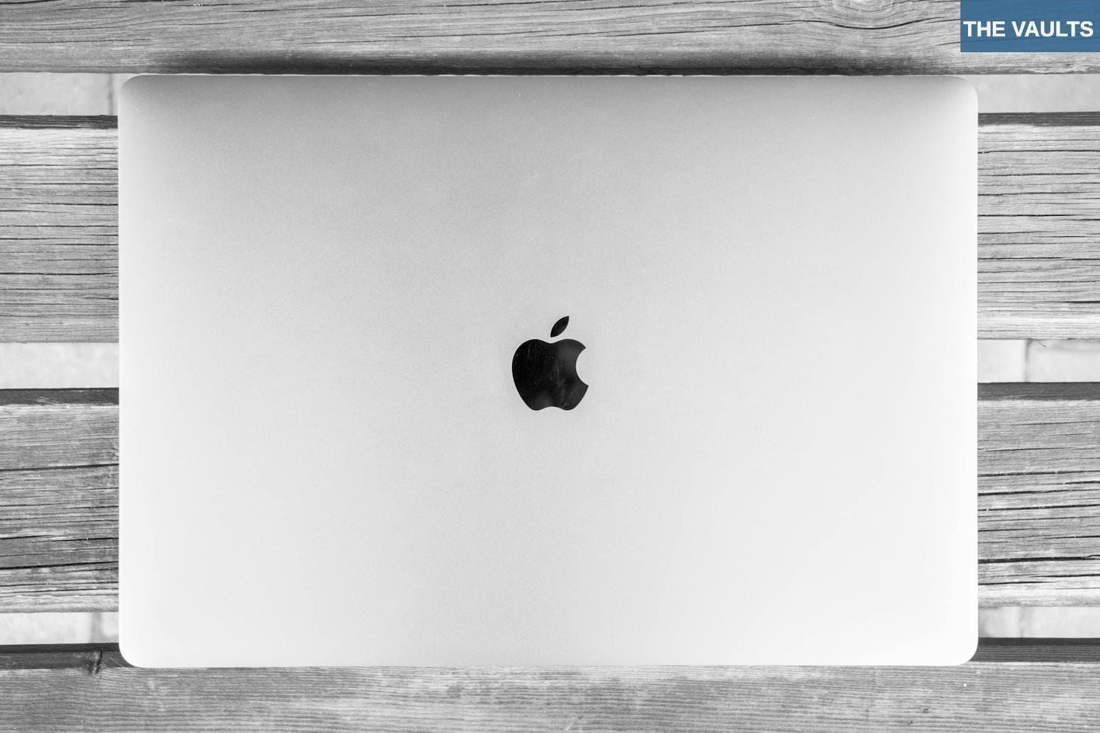 Silver Macbook